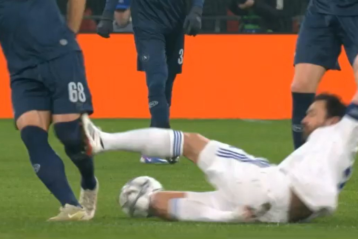 Thomas Delaney's foul on Stanislav Lobotka in Copenhagen vs. Napoli