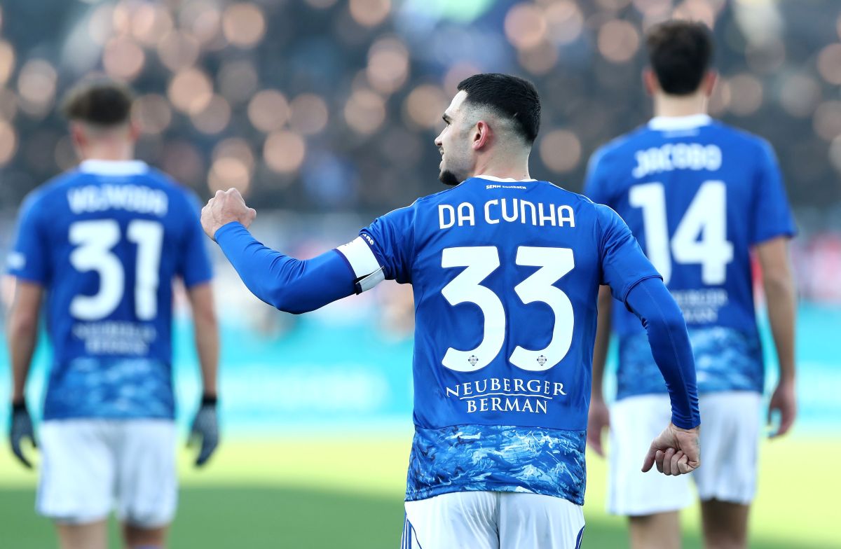 COMO, ITALY - JANUARY 03: Lucas Da Cunha of Como 1907 celebrates after scoring their team's first goal during the Serie A match between Como 1907 and Udinese Calcio at Giuseppe Sinigaglia Stadium on January 03, 2026 in Como, Italy. (Photo by Marco Luzzani/Getty Images)