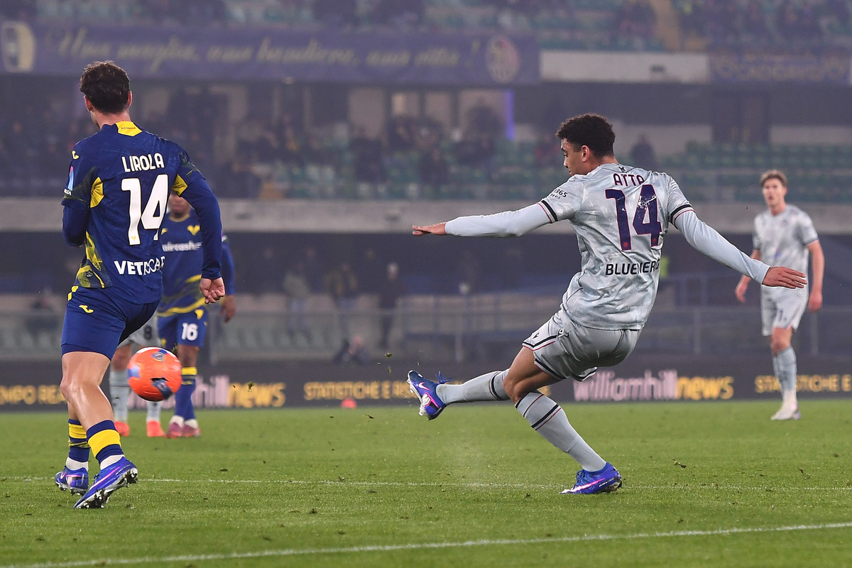 VERONA, ITALY - JANUARY 26: Arthur Atta of Udinese Calcio scores his team's first goal during the Serie A match between Hellas Verona FC and Udinese Calcio at Stadio Marcantonio Bentegodi on January 26, 2026 in Verona, Italy. (Photo by Alessandro Sabattini/Getty Images)