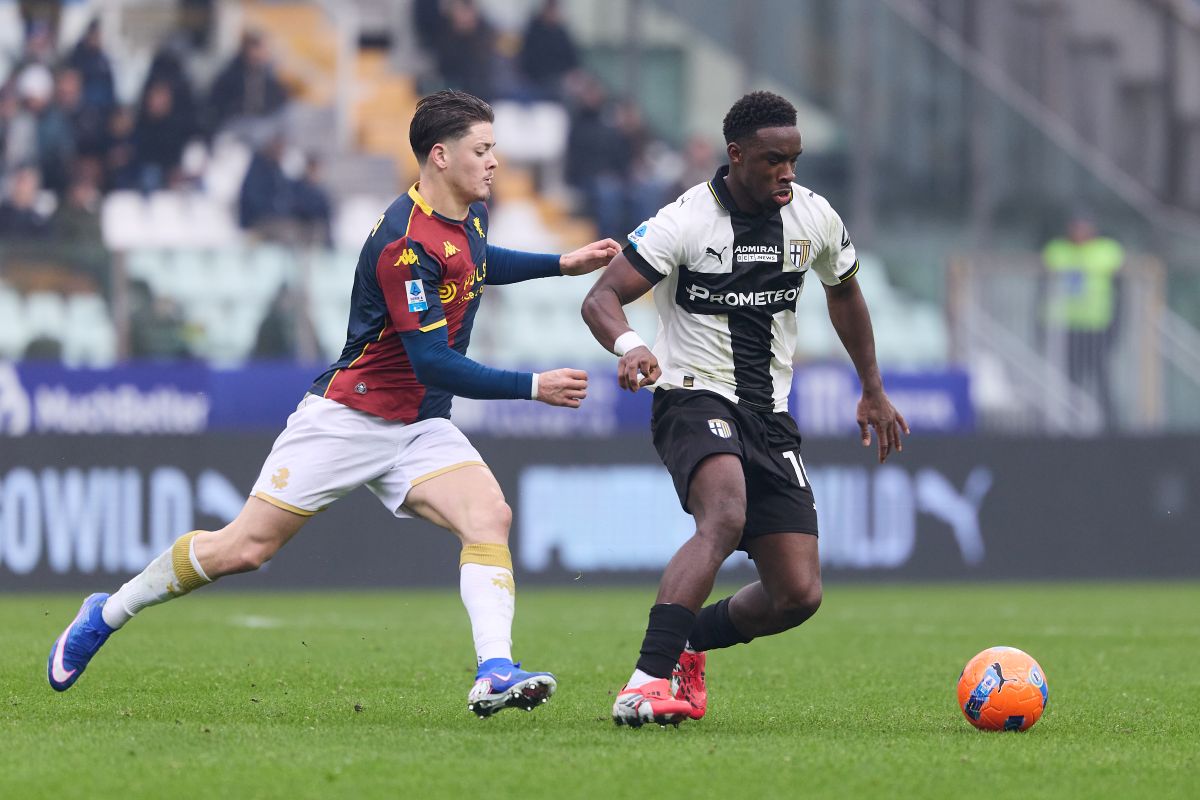 Serie A | Parma 0-0 Genoa: One point each to continue survival race PARMA, ITALY - JANUARY 18: Mandela Keita of Parma Calcio competes for the ball with Vitinha of Genoa CFC during the Serie A match between Parma Calcio 1913 and Genoa CFC at Stadio Ennio Tardini on January 18, 2026 in Parma, Italy. (Photo by Emmanuele Ciancaglini/Getty Images)