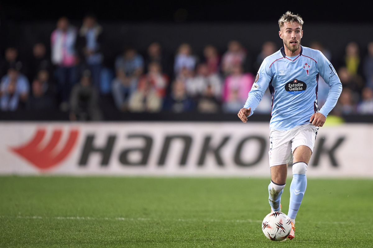 Juventus director scouts Mingueza as Man Utd defender emerges as Plan B