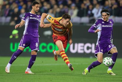 FLORENCE, ITALY - FEBRUARY 26: Bartosz Mazurek of Jagiellonia Bialystok celebrates after scoring a goal during the UEFA Conference League 2025/26 Knockout Play-off Second Leg match between ACF Fiorentina and Jagiellonia Bialystok at Stadio Artemio Franchi on February 26, 2026 in Florence, Italy. (Photo by Gabriele Maltinti/Getty Images)