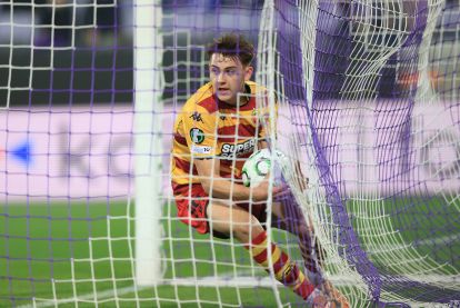 FLORENCE, ITALY - FEBRUARY 26: Bartosz Mazurek of Jagiellonia Bialystok celebrates after scoring a goal during the UEFA Conference League 2025/26 Knockout Play-off Second Leg match between ACF Fiorentina and Jagiellonia Bialystok at Stadio Artemio Franchi on February 26, 2026 in Florence, Italy. (Photo by Gabriele Maltinti/Getty Images)