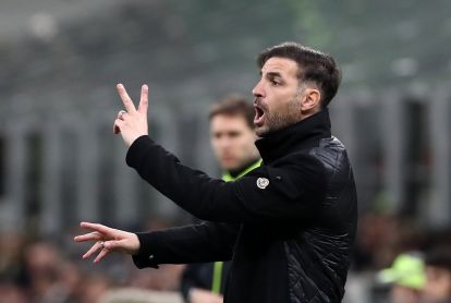 MILAN, ITALY - FEBRUARY 18: Cesc Fabregas, Head Coach of Como 1907, reacts during the Serie A match between AC Milan and Como 1907 at Giuseppe Meazza Stadium on February 18, 2026 in Milan, Italy. (Photo by Marco Luzzani/Getty Images)