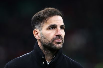 MILAN, ITALY - FEBRUARY 18: Cesc Fabregas, Head Coach of Como 1907, looks on prior to the Serie A match between AC Milan and Como 1907 at Giuseppe Meazza Stadium on February 18, 2026 in Milan, Italy. (Photo by Marco Luzzani/Getty Images)