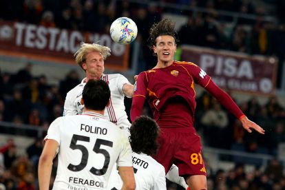 ROME, ITALY - FEBRUARY 22: Daniele Ghilardi of AS Roma in action during the Serie A match between AS Roma and US Cremonese at Stadio Olimpico on February 22, 2026 in Rome, Italy. (Photo by Paolo Bruno/Getty Images)