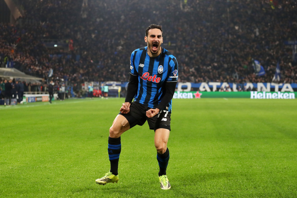 BERGAMO, ITALY - FEBRUARY 25: Davide Zappacosta of Atalanta celebrates scoring his team's second goal during the UEFA Champions League 2025/26 League Knockout Play-off Second Leg match between Atalanta BC and Borussia Dortmund at Stadio di Bergamo on February 25, 2026 in Bergamo, Italy. (Photo by Marco Luzzani/Getty Images)