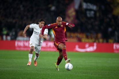 ROME, ITALY - FEBRUARY 22: Donyell Malen of AS Roma in action during the Serie A match between AS Roma and US Cremonese at Stadio Olimpico on February 22, 2026 in Rome, Italy. (Photo by Paolo Bruno/Getty Images)