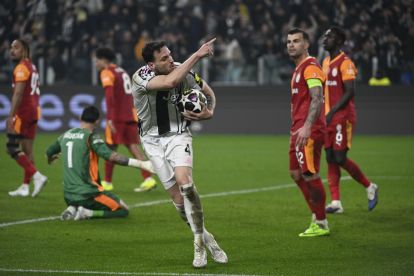 TURIN, ITALY - FEBRUARY 25: Federico Gatti of Juventus FC celebrates after scoring his team's second goal during the UEFA Champions League 2025/26 League Knockout Play-off Second Leg match between Juventus and Galatasaray A.S. at Juventus Stadium on February 25, 2026 in Turin, Italy. (Photo by Stefano Guidi/Getty Images)