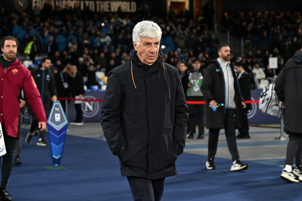 NAPLES, ITALY - FEBRUARY 15: Gian Piero Gasperini AS Roma head coach before the Serie A match between SSC Napoli and AS Roma at Stadio Diego Armando Maradona on February 15, 2026 in Naples, Italy. (Photo by Francesco Pecoraro/Getty Images)