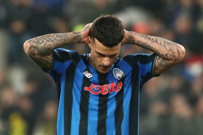 BERGAMO, ITALY - FEBRUARY 25: Gianluca Scamacca of Atalanta reacts during the UEFA Champions League 2025/26 League Knockout Play-off Second Leg match between Atalanta BC and Borussia Dortmund at Stadio di Bergamo on February 25, 2026 in Bergamo, Italy. (Photo by Marco Luzzani/Getty Images)