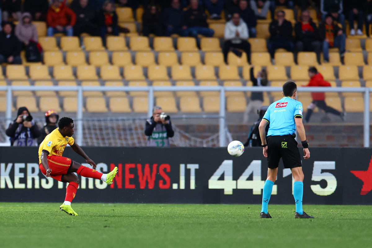 LECCE, ITALY - FEBRUARY 08: Lameck Banda of US Lecce scores his team's winning goal during the Serie A match between US Lecce and Udinese Calcio at Stadio Via del Mare on February 08, 2026 in Lecce, Italy. (Photo by Maurizio Lagana/Getty Images)