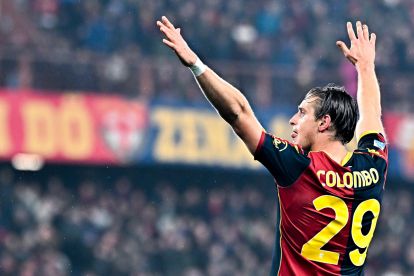 GENOA, ITALY - FEBRUARY 7: Lorenzo Colombo of Genoa celebrates after scoring a goal during the Serie A match between Genoa CFC and SSC Napoli at Stadio Luigi Ferraris on February 7, 2026 in Genoa, Italy. (Photo by Simone Arveda/Getty Images)