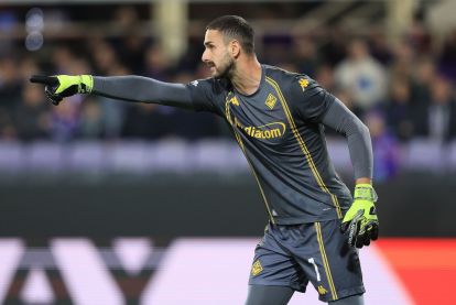 FLORENCE, ITALY - FEBRUARY 26: Luca Lezzerini goalkeeper of ACF Fiorentina reacts during the UEFA Conference League 2025/26 Knockout Play-off Second Leg match between ACF Fiorentina and Jagiellonia Bialystok at Stadio Artemio Franchi on February 26, 2026 in Florence, Italy. (Photo by Gabriele Maltinti/Getty Images)