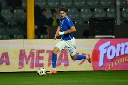 CREMONA, ITALY - OCTOBER 14: Marco Palestra of Italy in action during the UEFA Euro U21 Qualification match between Italy and Armenia at Stadio Giovanni Zini on October 14, 2025 in Cremona, Italy. (Photo by Marco M. Mantovani/Getty Images)