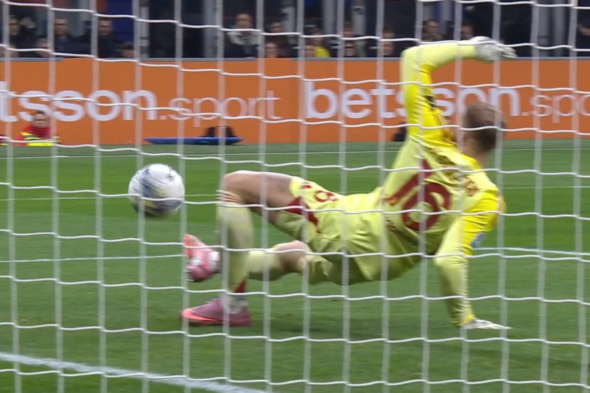 Juventus goalkeeper Michele Di Gregorio fails to prevent an Andrea Cambiaso own goal for Inter
