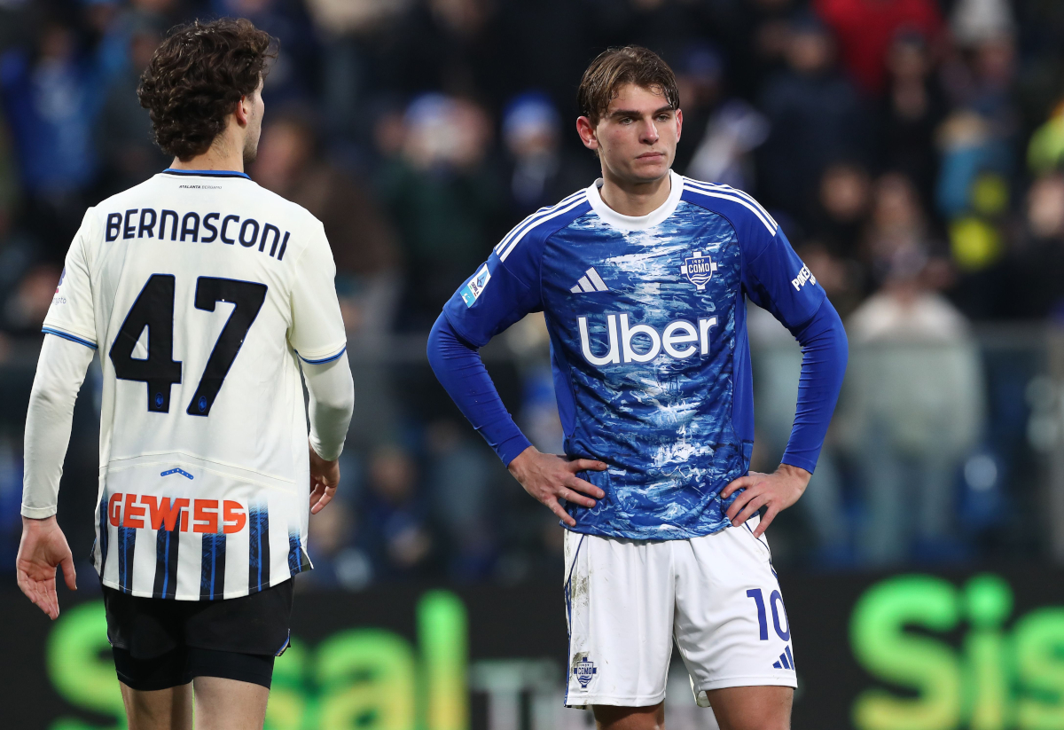 COMO, ITALY - FEBRUARY 01: Nico Paz of Como 1907 shows his dejection during the Serie A match between Como 1907 and Atalanta BC at Giuseppe Sinigaglia Stadium on February 01, 2026 in Como, Italy. (Photo by Marco Luzzani/Getty Images)