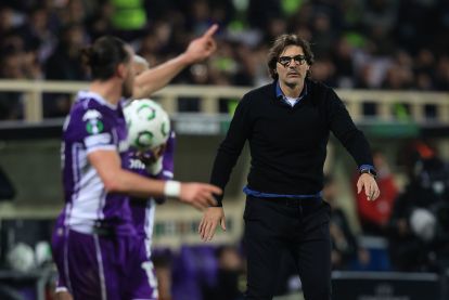 FLORENCE, ITALY - FEBRUARY 26: Paolo Vanoli of ACF Fiorentina looks on during the UEFA Conference League 2025/26 Knockout Play-off Second Leg match between ACF Fiorentina and Jagiellonia Bialystok at Stadio Artemio Franchi on February 26, 2026 in Florence, Italy. (Photo by Gabriele Maltinti/Getty Images)