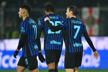 CREMONA, ITALY - FEBRUARY 01: Piotr Zielinski of FC Internazionale celebrates after scoring the 0-2 goal during the Serie A match between US Cremonese and FC Internazionale at Stadio Giovanni Zini on February 01, 2026 in Cremona, Italy. (Photo by Marco M. Mantovani/Getty Images)