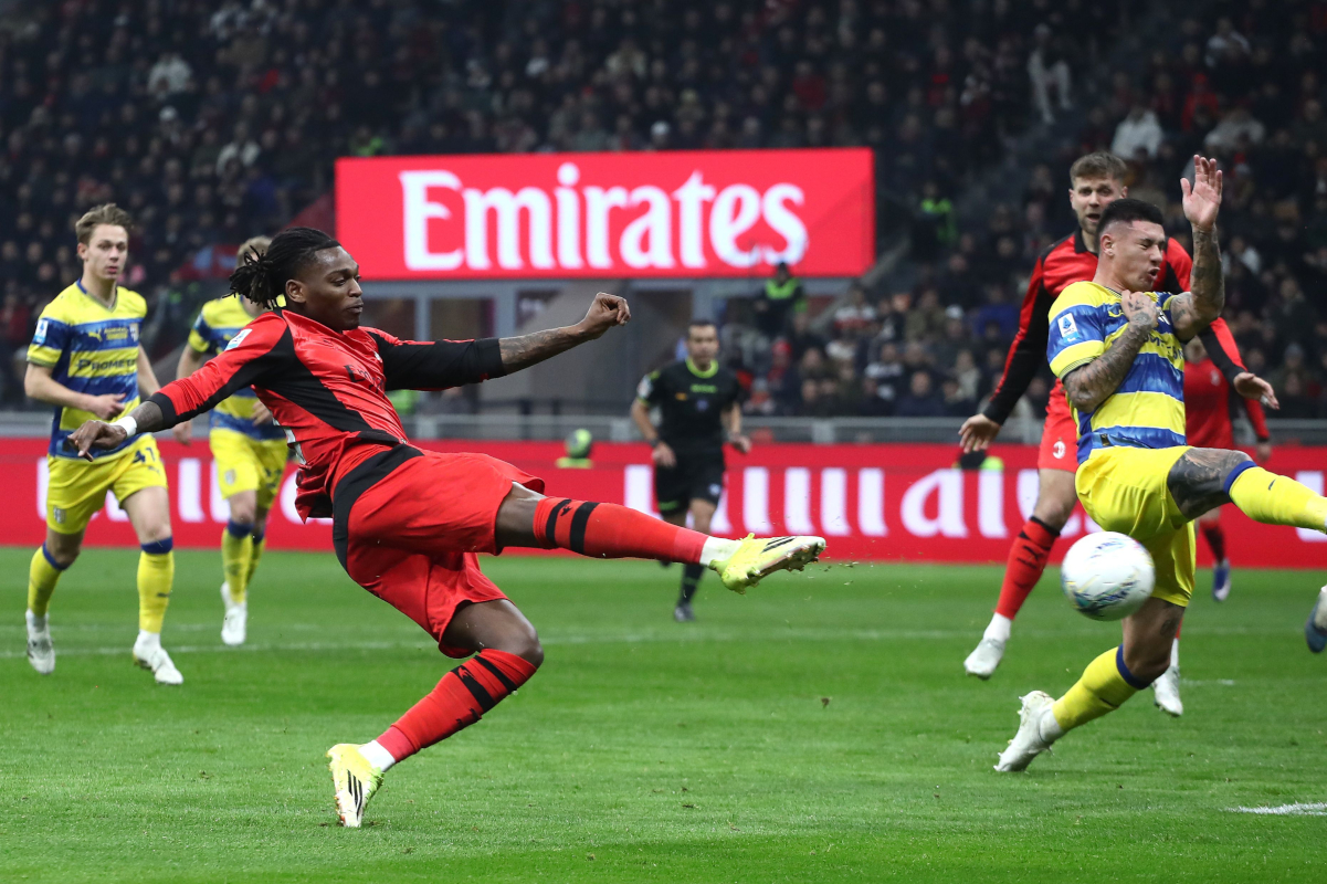 MILAN, ITALY - FEBRUARY 22: Rafael Leao of AC Milan shoots and misses a chance on goal during the Serie A match between AC Milan and Parma Calcio 1913 at Giuseppe Meazza Stadium on February 22, 2026 in Milan, Italy. (Photo by Marco Luzzani/Getty Images)