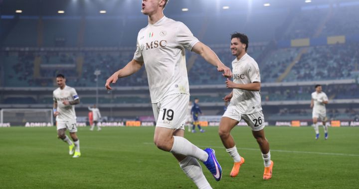 Man United unlikely to reduce Hojlund fee for permanent Napoli transfer