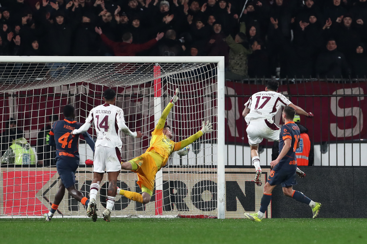 MONZA, ITALY - FEBRUARY 04: Sandro Kulenovic of Torino scores his team's first goal during the Coppa Italia Quarter-Final match between FC Internazionale and Torino at U-Power Stadium on February 04, 2026 in Monza, Italy. (Photo by Marco Luzzani/Getty Images)