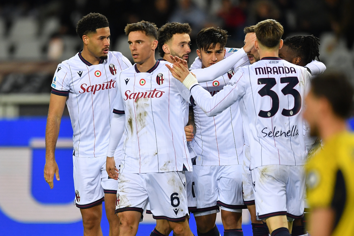 TURIN, ITALY - FEBRUARY 15: Nikola Moro of Bologna FC 1909 celebrates a goal with team mates during the Serie A match between Torino FC and Bologna FC 1909 at Stadio Olimpico di Torino on February 15, 2026 in Turin, Italy. (Photo by Valerio Pennicino/Getty Images)