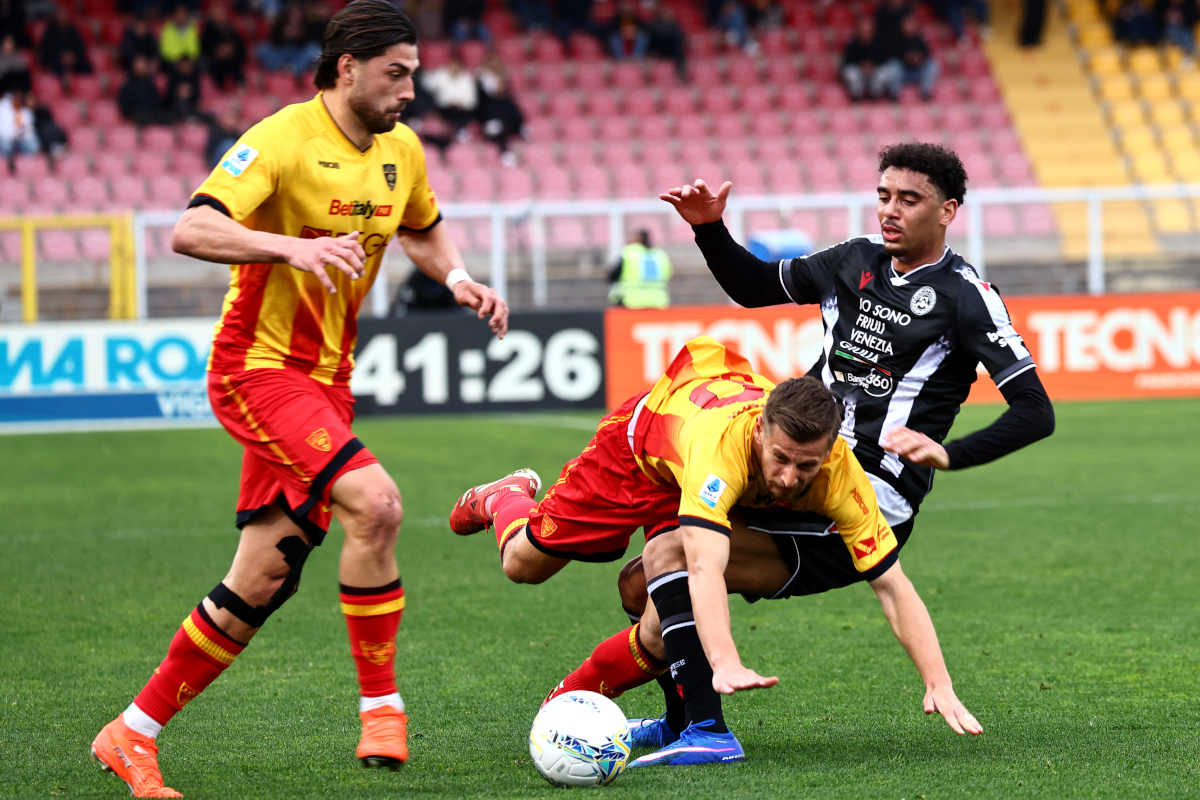 LECCE, ITALY - FEBRUARY 08: Santiago Pierotti (L) and Ylber Ramadani of US Lecce competes for the ball with Arthur Atta of Udinese Calcio during the Serie A match between US Lecce and Udinese Calcio at Stadio Via del Mare on February 08, 2026 in Lecce, Italy. (Photo by Maurizio Lagana/Getty Images)