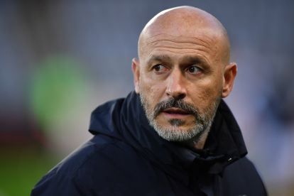 TURIN, ITALY - FEBRUARY 15: Bologna FC 1909 head coach Vincenzo Italiano looks on during the Serie A match between Torino FC and Bologna FC 1909 at Stadio Olimpico di Torino on February 15, 2026 in Turin, Italy. (Photo by Valerio Pennicino/Getty Images)