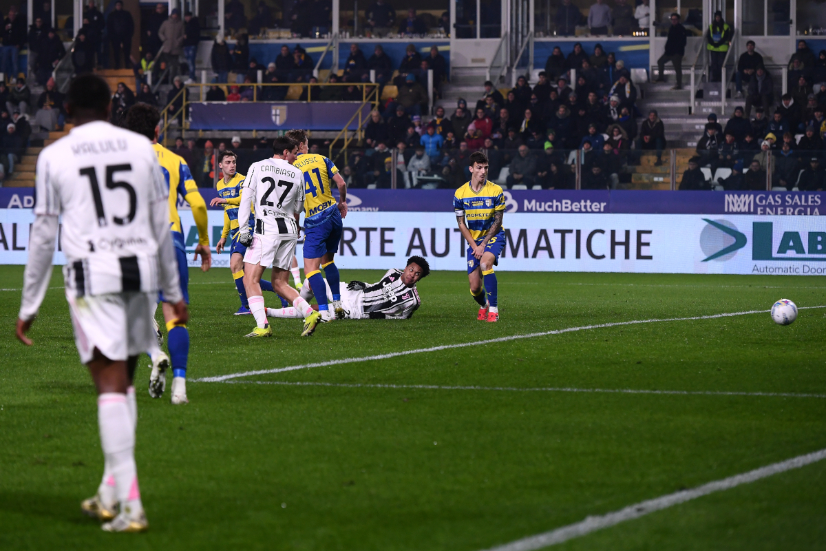 PARMA, ITALY - FEBRUARY 01: Weston McKennie of Juventus scores his team's second goal during the Serie A match between Parma Calcio 1913 and Juventus FC at Stadio Ennio Tardini on February 01, 2026 in Parma, Italy. (Photo by Alessandro Sabattini/Getty Images)