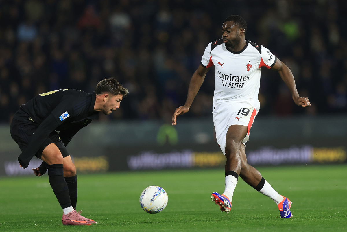 PISA, ITALY - FEBRUARY 13: Youssouf Fofana of AC Milan in action during the Serie A match between Pisa SC and AC Milan at Arena Garibaldi on February 13, 2026 in Pisa, Italy. (Photo by Gabriele Maltinti/Getty Images)