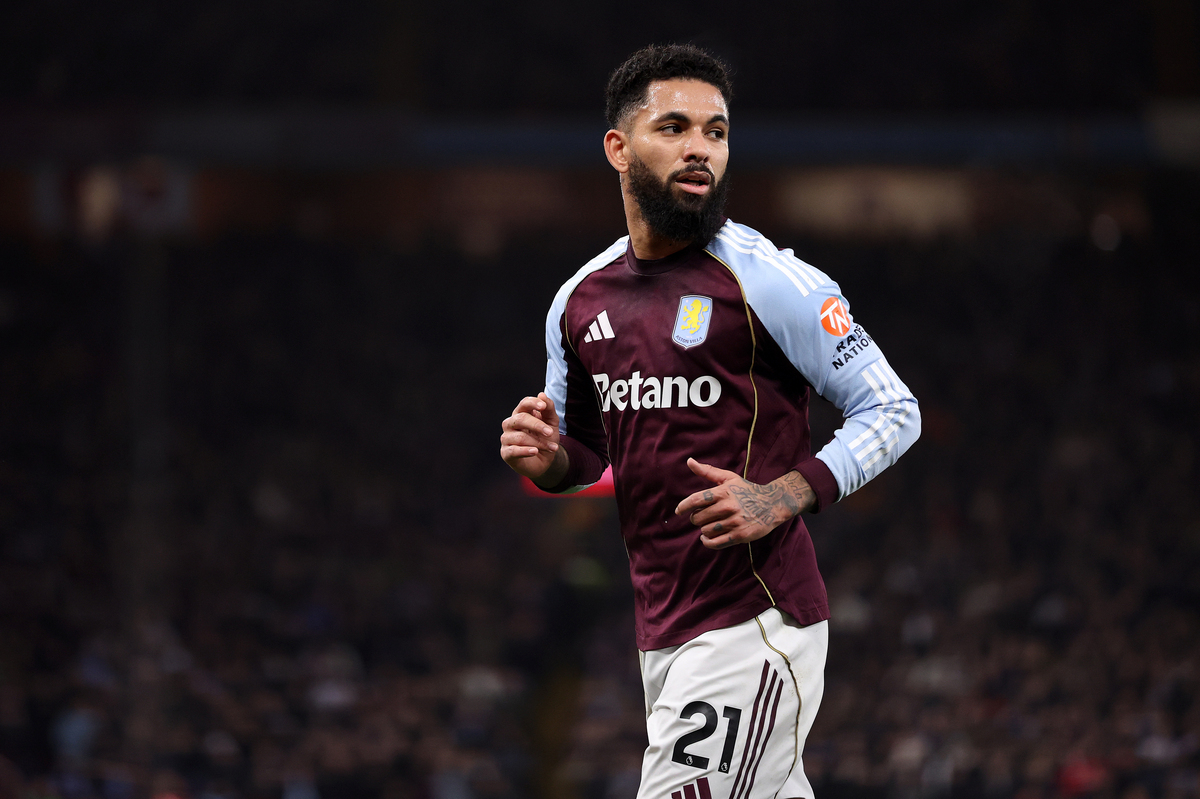 BIRMINGHAM, ENGLAND - FEBRUARY 11: Douglas Luiz of Aston Villa during the Premier League match between Aston Villa and Brighton & Hove Albion at Villa Park on February 11, 2026 in Birmingham, England. (Photo by Dan Mullan/Getty Images)