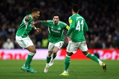 BIRMINGHAM, ENGLAND - FEBRUARY 14: Sandro Tonali of Newcastle United celebrates scoring his team's second goal with teammate Malick Thiaw during the Emirates FA Cup Fourth Round match between Aston Villa and Newcastle United at Villa Park on February 14, 2026 in Birmingham, England. (Photo by Dan Istitene/Getty Images)