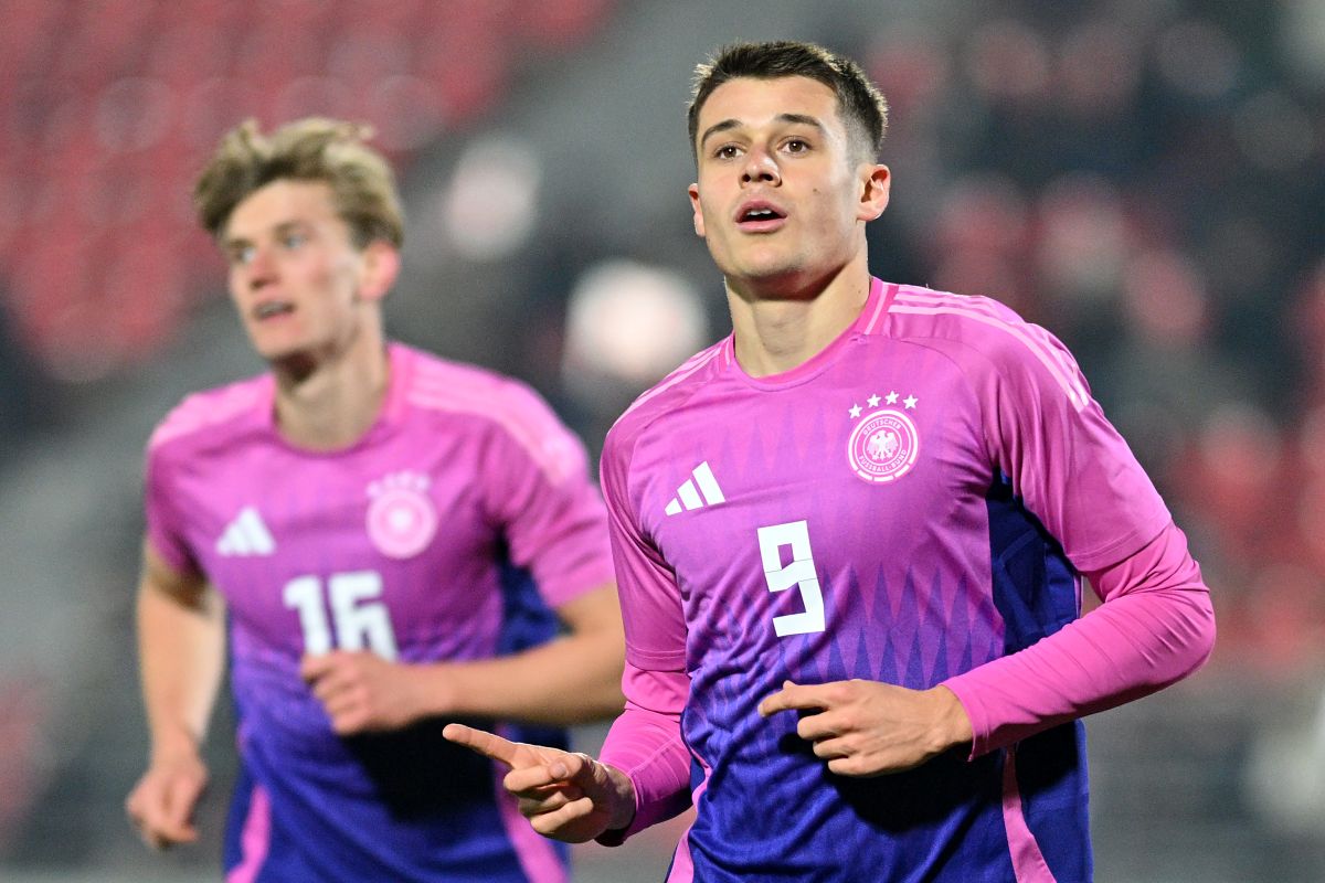 TBILISI, GEORGIA - NOVEMBER 18: Nicolo Tresoldi of Germany celebrates scoring his team's second goal during the UEFA Under21 Championship qualification match between Georgia and Germany at Mikheil Meskhi Stadium on November 18, 2025 in Tbilisi, Georgia. (Photo by Levan Verdzeuli/Getty Images)