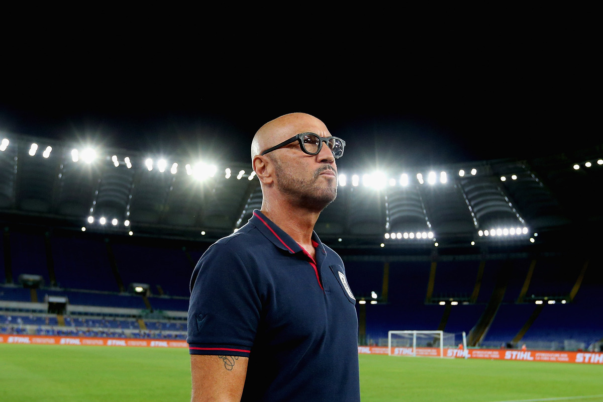 ROME, ITALY - JULY 23: Cagliari Calcio head coach Walter Zenga looks on during the Serie A match between SS Lazio and Cagliari Calcio at Stadio Olimpico on July 23, 2020 in Rome, Italy. (Photo by Paolo Bruno/Getty Images)