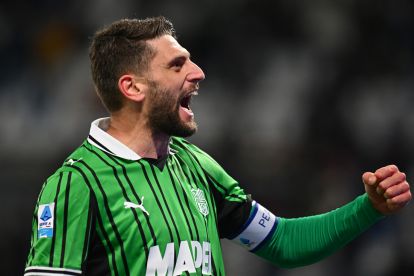 SASSUOLO, ITALY - FEBRUARY 20: Domenico Berardi of US Sassuolo celebrates after scoring his team's third goal during the Serie A match between US Sassuolo Calcio and Hellas Verona FC at Mapei Stadium Citta del Tricolore on February 20, 2026 in Sassuolo, Italy. (Photo by Alessandro Sabattini/Getty Images)