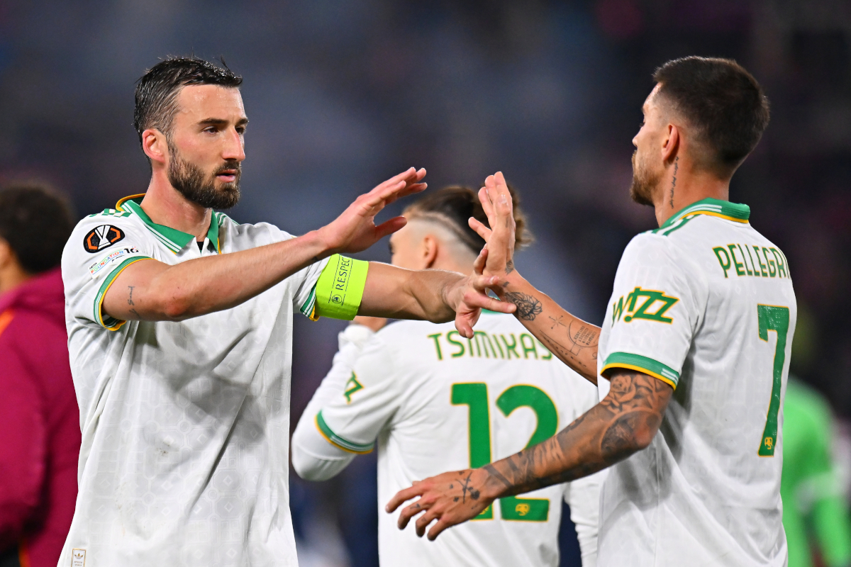 БОЛОНЬЯ, ИТАЛИЯ – 12 МАРТА: Брайан Кристанте из