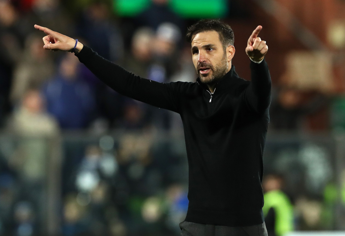 COMO, ITALY - MARCH 15: Como 1907 coach Cesc Fabregas celebrates the victory at the end of the Serie A match between Como 1907 and AS Roma at Giuseppe Sinigaglia Stadium on March 15, 2026 in Como, Italy. (Photo by Marco Luzzani/Getty Images)