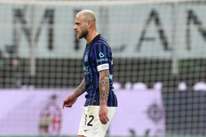 MILAN, ITALY - MARCH 08: Federico Dimarco of Inter shows his dejection at the end of the Serie A match between AC Milan and FC Internazionale at Giuseppe Meazza Stadium on March 08, 2026 in Milan, Italy. (Photo by Marco Luzzani/Getty Images)