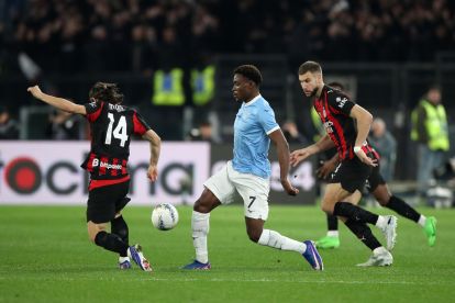 ROME, ITALY - MARCH 15: Fisayo Dele-Bashiru of Lazio battles for possession with Luka Modric and Strahinja Pavlovic of AC Milan during the Serie A match between SS Lazio and AC Milan at Stadio Olimpico on March 15, 2026 in Rome, Italy. (Photo by Paolo Bruno/Getty Images)