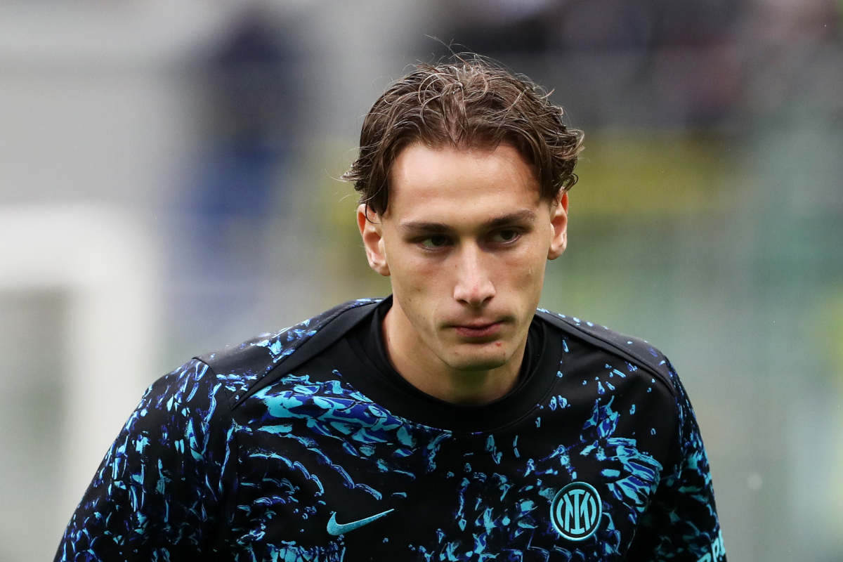 MILAN, ITALY - MARCH 14: Francesco Pio Esposito of Inter warms up prior to the Serie A match between FC Internazionale and Atalanta BC at Giuseppe Meazza Stadium on March 14, 2026 in Milan, Italy. (Photo by Marco Luzzani/Getty Images)