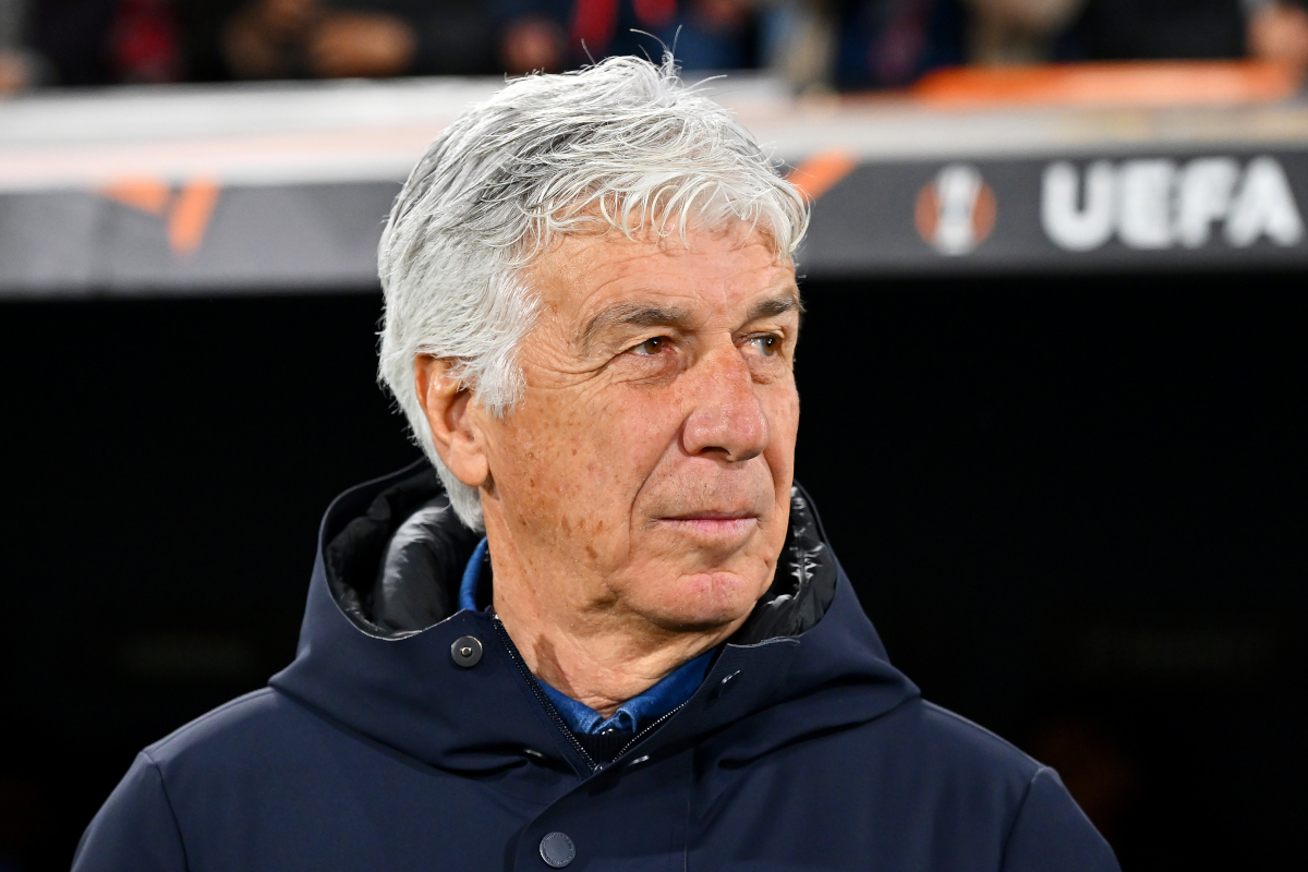 BOLOGNA, ITALY - MARCH 12: Gian Piero Gasperini, Head Coach of AS Roma, looks on prior to the UEFA Europa League 2025/26 Round of 16 First Leg match between Bologna FC 1909 and AS Roma at Stadio Renato Dall'Ara on March 12, 2026 in Bologna, Italy. (Photo by Alessandro Sabattini/Getty Images)