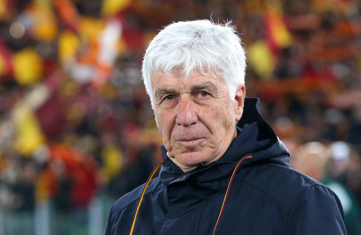 ROME, ITALY - MARCH 19: Gian Piero Gasperini, Head Coach of AS Roma, looks on prior to the UEFA Europa League 2025/26 Round of 16 Second Leg match between AS Roma and Bologna FC 1909 at Stadio Olimpico on March 19, 2026 in Rome, Italy. (Photo by Paolo Bruno/Getty Images)