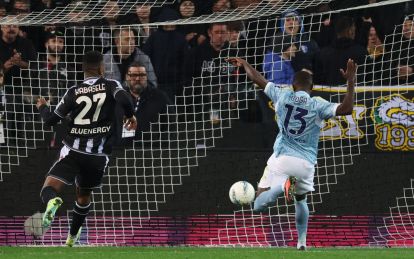 UDINE, ITALY - MARCH 14: Jeremie Boga of Juventus scores his team's first goal during the Serie A match between Udinese Calcio and Juventus FC at Stadio Friuli on March 14, 2026 in Udine, Italy. (Photo by Timothy Rogers/Getty Images)