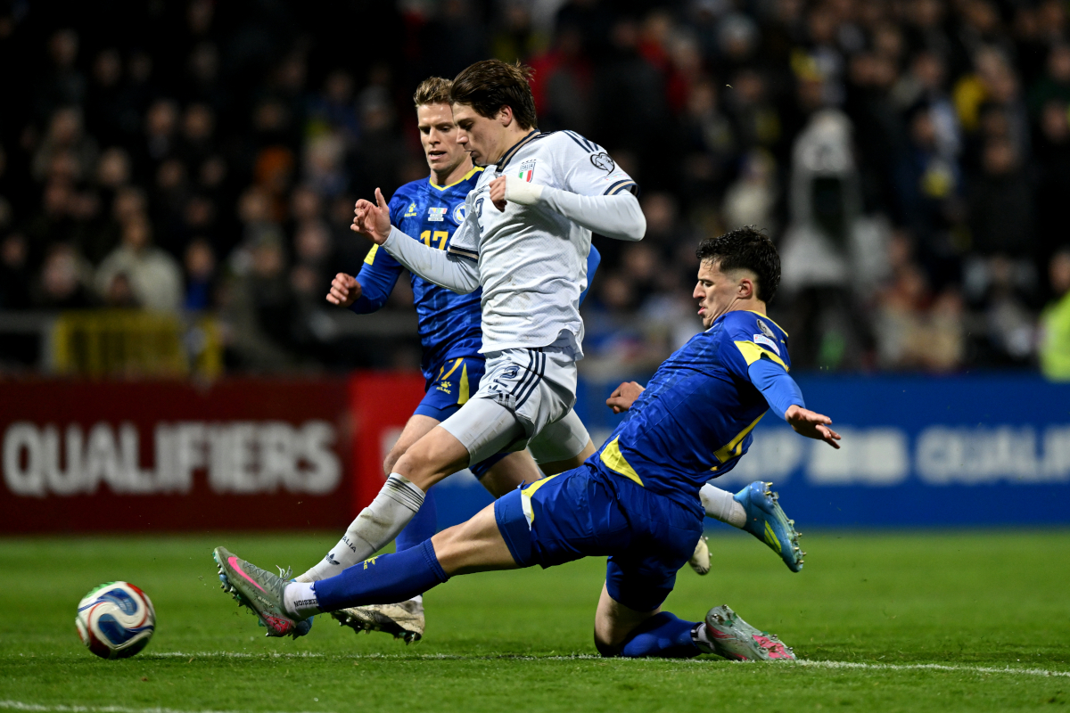 ZENICA, BOSNIA AND HERZEGOVINA - MARCH 31: Tarik Muharemovic of Bosnia and Herzegovina competes for the ball with Marco Palestra of Italy during the FIFA World Cup 2026 European Qualifiers KO play-offs match between Bosnia & Herzegovina and Italy at Stadion Bilino Polje on March 31, 2026 in Zenica, Bosnia and Herzegovina. (Photo by Getty Images/Getty Images)