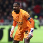Report Maignan could be targeted by Chelsea again despite new Milan deal