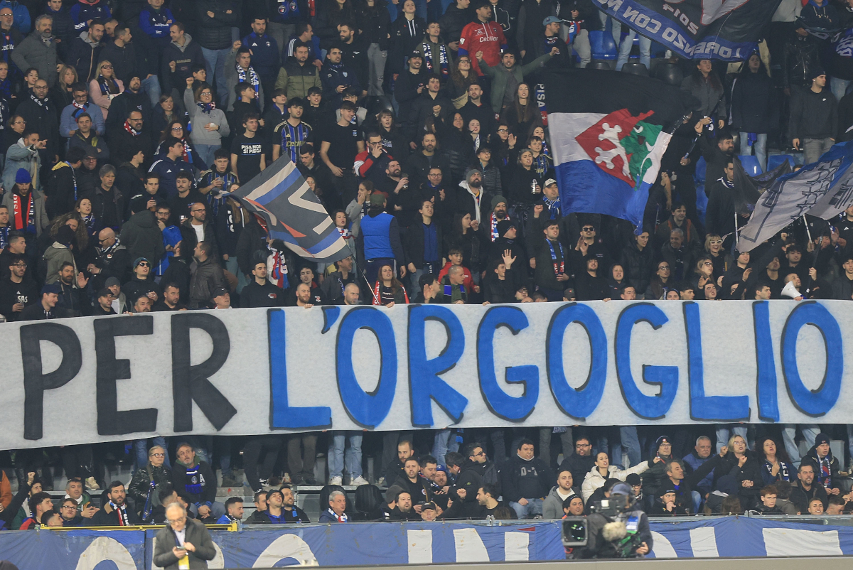 PISA, ITALY - MARCH 2: Fans of Pisa Sporting Club during the Serie A match between Pisa SC and Bologna FC 1909 at Arena Garibaldi on March 2, 2026 in Pisa, Italy. (Photo by Gabriele Maltinti/Getty Images)