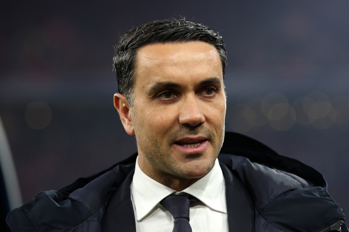 MUNICH, GERMANY - MARCH 18: Raffaele Palladino, Head Coach of Atalanta, looks on prior to the UEFA Champions League 2025/26 Round of 16 Second Leg match between FC Bayern M&uuml;nchen and Atalanta BC at Football Arena Munich on March 18, 2026 in Munich, Germany. (Photo by Alexander Hassenstein/Getty Images)