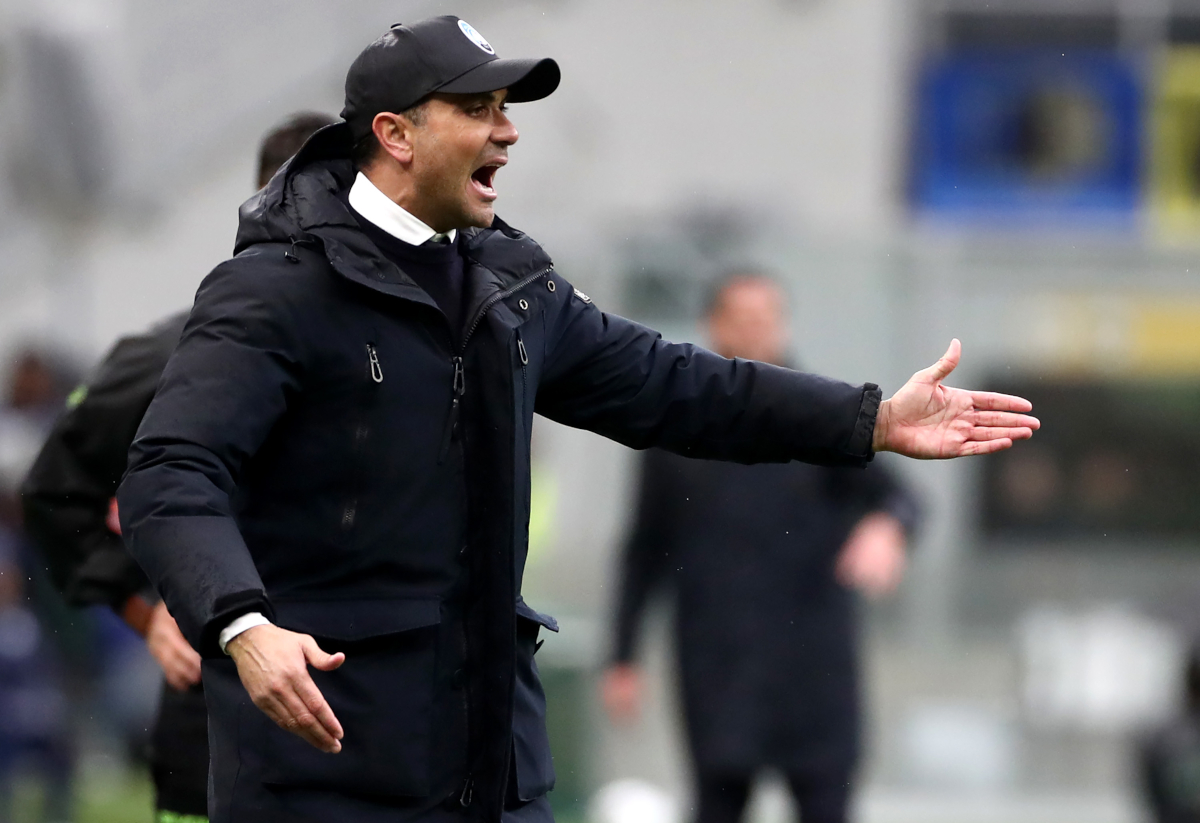 MILAN, ITALY - MARCH 14: Raffaele Palladino, Head Coach of Atalanta, reacts during the Serie A match between FC Inter and Atalanta BC at Giuseppe Meazza Stadium on March 14, 2026 in Milan, Italy. (Photo by Marco Luzzani/Getty Images)