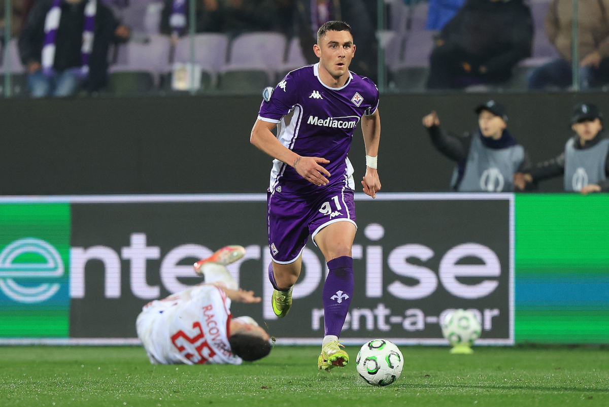 FLORENCE, ITALY - MARCH 12: Roberto Piccoli of ACF Fiorentina in action during the UEFA Conference League 2025/26 round of 16 first leg match between ACF Fiorentina and Rakow Czestochowa at Stadio Artemio Franchi on March 12, 2026 in Florence, Italy. (Photo by Gabriele Maltinti/Getty Images)